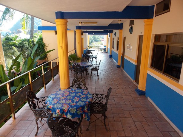 Imagen de los interiores del Hotel Bah&iacute;a, San Patricio Melaque. Foto 17