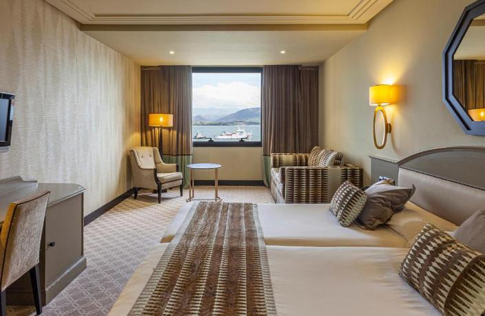 Imagen de la habitación del Hotel Bah&iacute;a, Santander. Foto 18