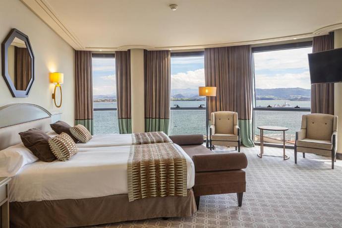 Imagen de la habitación del Hotel Bah&iacute;a, Santander. Foto 19