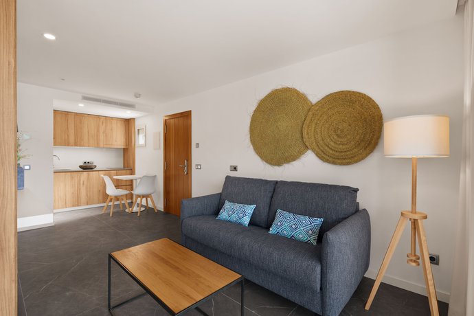 Imagen de la habitación del Hotel Bahía Suites Camp De Mar. Foto 5