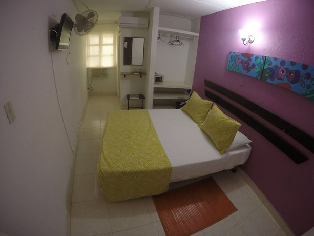 Imagen de la habitación del Hotel Bah&iacute;a Taganga. Foto 15