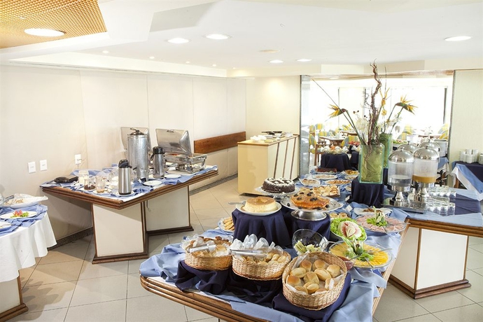 Imagen del bar/restaurante del Hotel Bahiamar. Foto 2