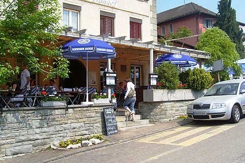 Imagen de los exteriores del Hotel Bahnhof Glattbrugg. Foto 7