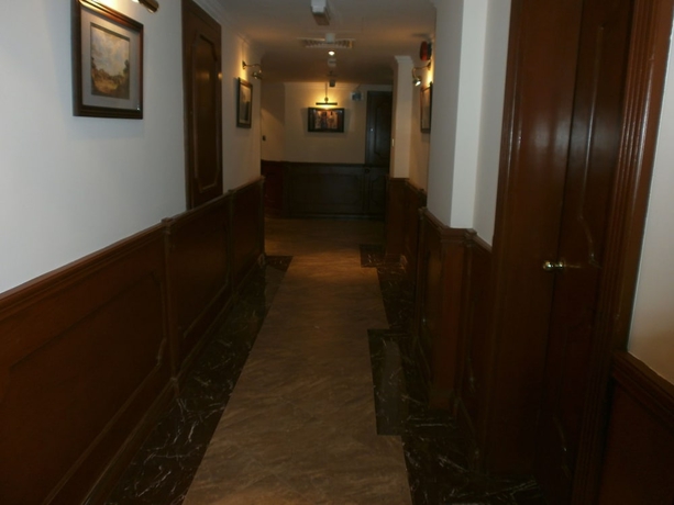Imagen de los interiores del Hotel Bahrain Carlton. Foto 13