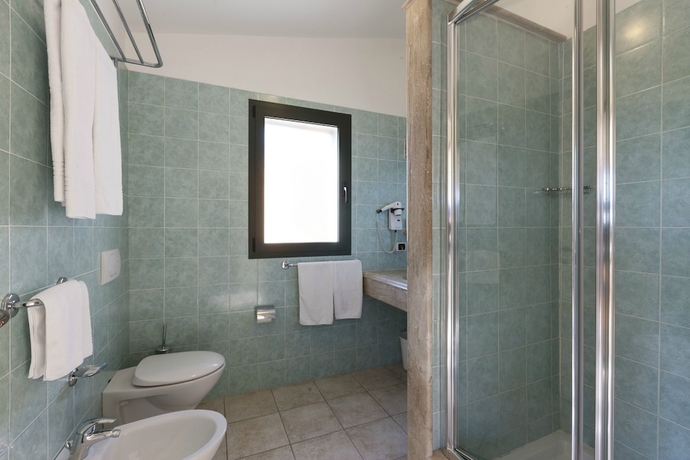 Imagen de la habitación del Hotel Baia Aranzos. Foto 7