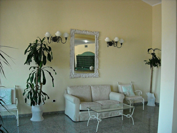 Imagen de los interiores del Hotel Baia Aranzos. Foto 19