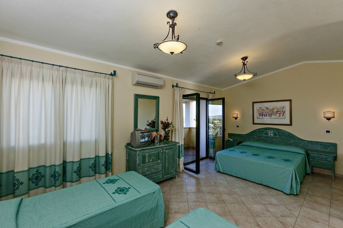 Imagen de la habitación del Hotel Baia Aranzos. Foto 10