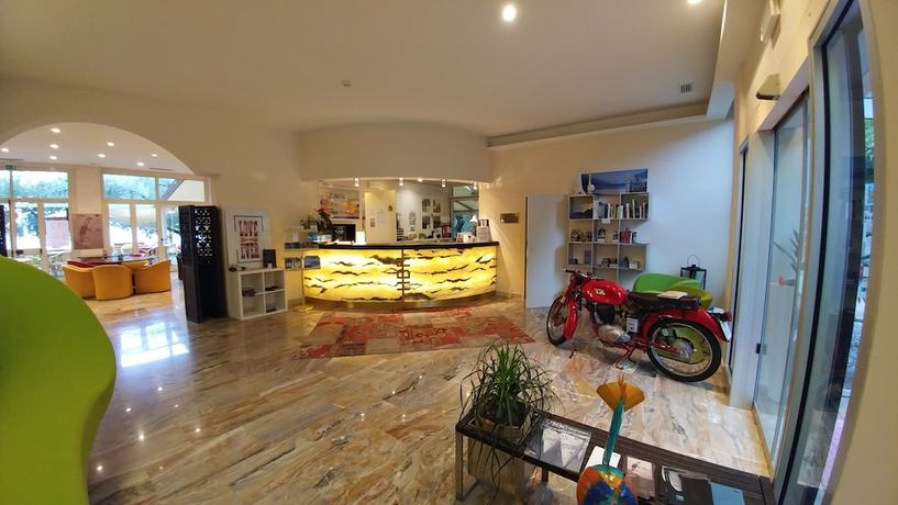 Imagen de los interiores del Hotel Baia Azzurra, Arco. Foto 19