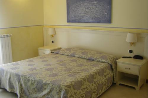 Imagen de la habitación del Hotel Baia Bianca. Foto 5