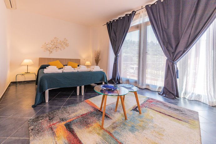 Imagen de la habitación del Hotel Baia Blu Rta. Foto 8