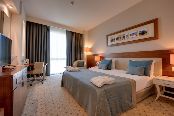 Imagen de la habitación del Hotel Baia Bursa. Foto 2