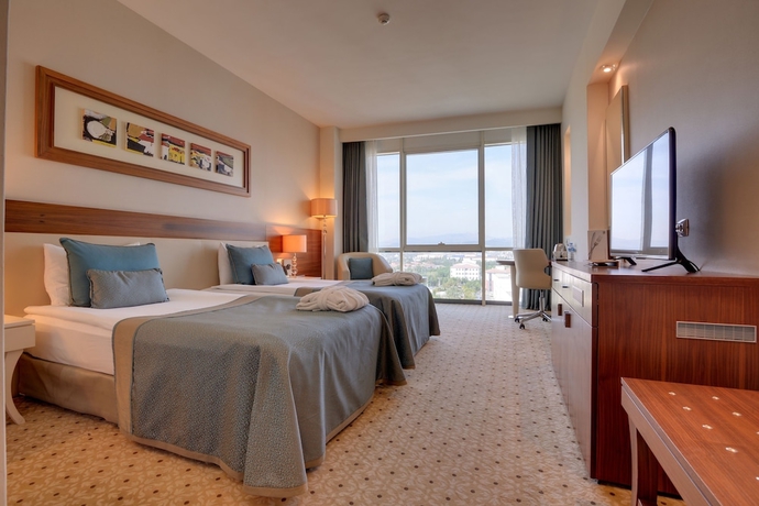 Imagen de la habitación del Hotel Baia Bursa. Foto 12