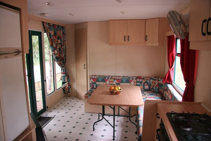 Imagen de la habitación del Hotel Baia Calenella. Foto 2