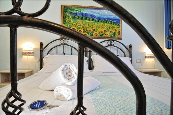 Imagen de la habitación del Hotel Baia Cea. Foto 6