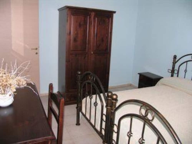 Imagen de la habitación del Hotel Baia Cea. Foto 17
