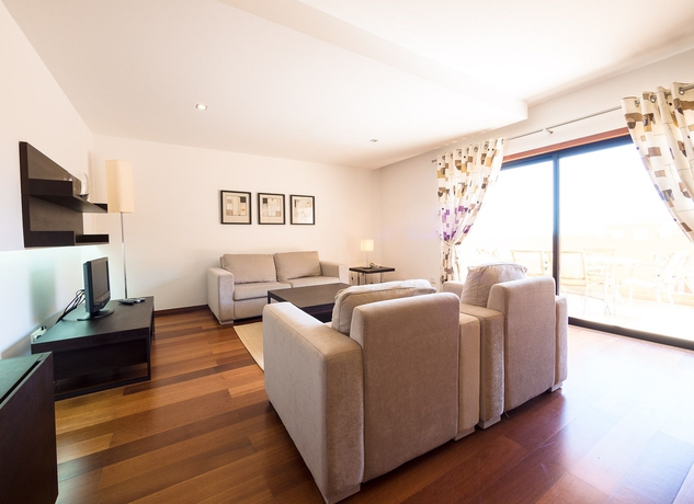 Imagen de los interiores del Hotel Baia Da Luz. Foto 13