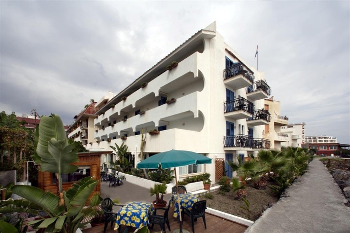 Imagen general del Hotel Baia Degli Dei. Foto 3