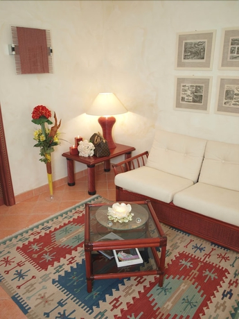 Imagen de la habitación del Hotel Baia Dei Faraglioni. Foto 13