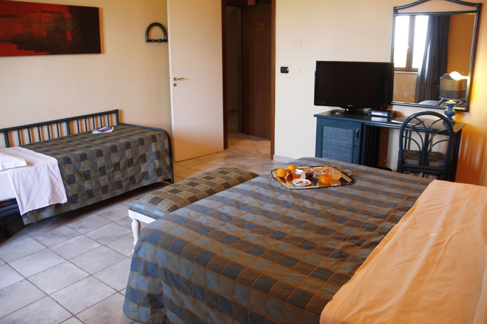 Imagen de la habitación del Hotel Baia Del Capitano. Foto 6