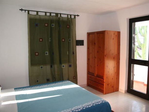 Imagen general del Hotel Baia Del Capo. Foto 3