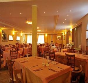 Imagen general del Hotel Baia Del Porto. Foto 3