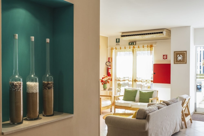 Imagen de los interiores del Hotel Baia Del Sole, Marina di Ragusa. Foto 19