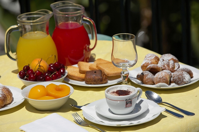 Imagen del bar/restaurante del Hotel Baia Delle Sirene. Foto 5