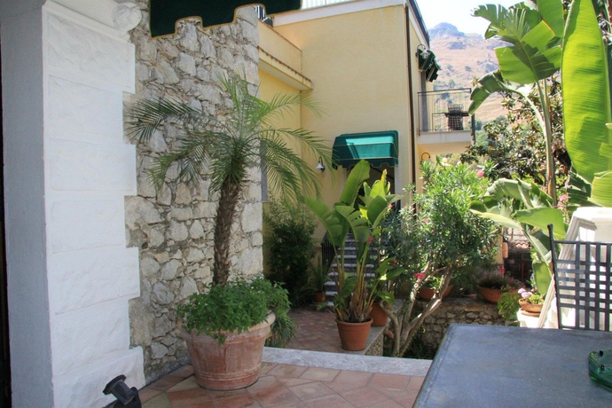 Imagen de los exteriores del Hotel Baia Delle Sirene. Foto 12