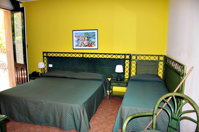 Imagen de la habitación del Hotel Baia Delle Sirene. Foto 8