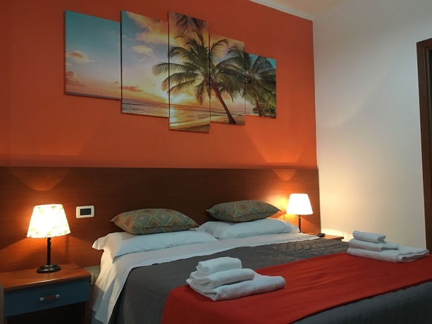 Imagen de la habitación del Hotel Baia Di Naxos. Foto 3