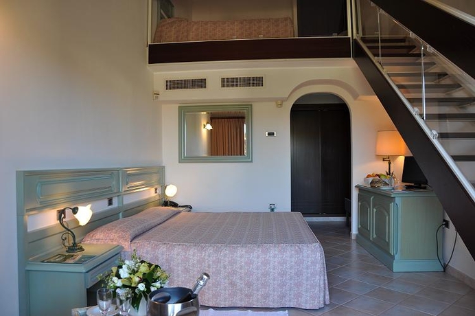 Imagen general del Hotel Baia Di Nora. Foto 2