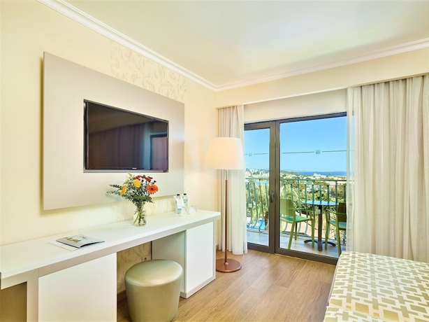 Imagen de la habitación del Hotel Baia Grande. Foto 10