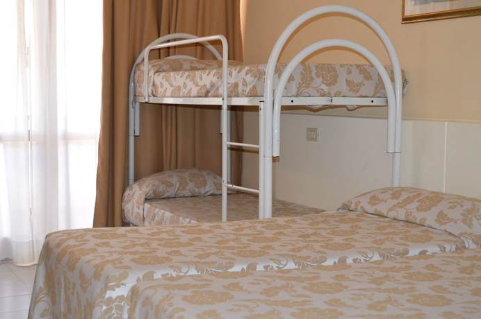 Imagen de la habitación del Hotel Baia Imperiale. Foto 10