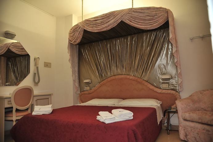 Imagen de la habitación del Hotel Baia Marina, Cattolica. Foto 13