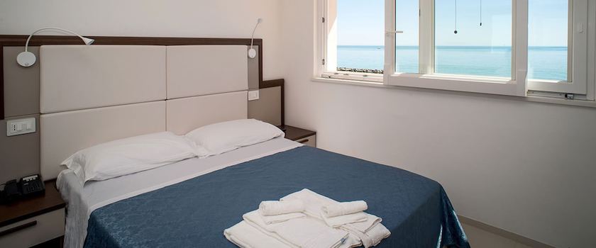 Imagen de la habitación del Hotel Baia Marina, Cupra Marittima. Foto 9