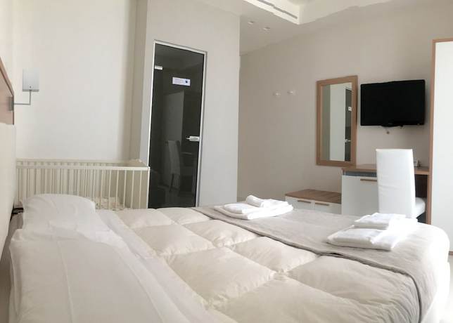 Imagen de la habitación del Hotel Baia Marina, Cupra Marittima. Foto 14
