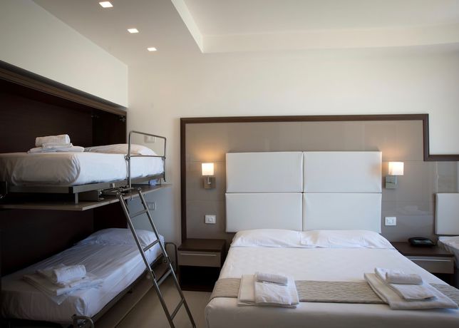 Imagen de la habitación del Hotel Baia Marina, Cupra Marittima. Foto 15