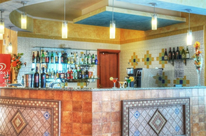 Imagen del bar/restaurante del Hotel Baia Marina, Orosei. Foto 2