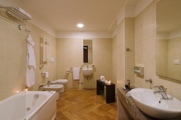 Imagen de la habitación del Hotel Baia Taormina - CDSHotels. Foto 12