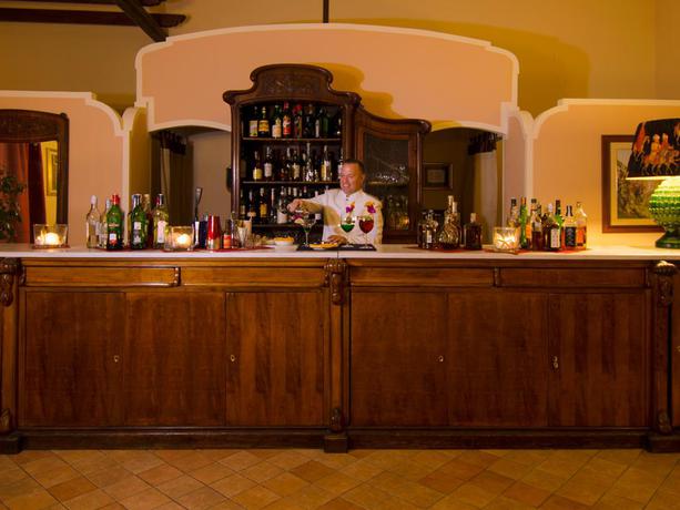 Imagen del bar/restaurante del Hotel Baia Taormina - CDSHotels. Foto 8