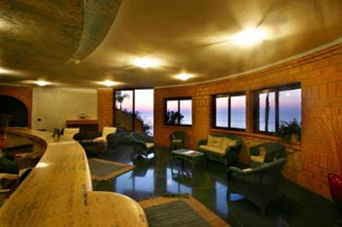 Imagen de los interiores del Hotel Baia Tropea Resort. Foto 13