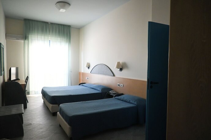 Imagen general del Hotel Baia Turchese. Foto 2