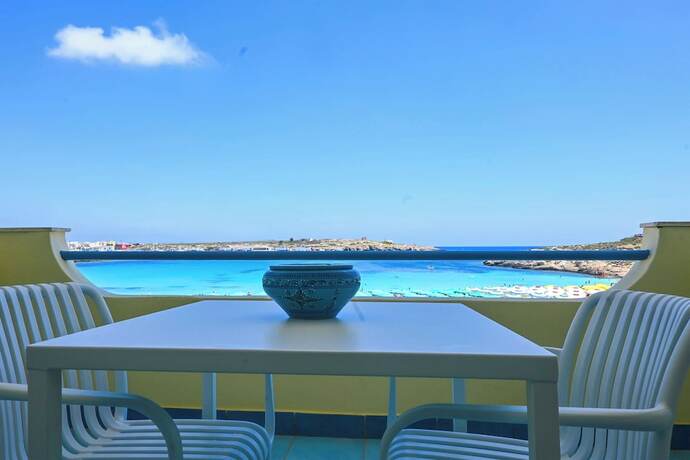 Imagen general del Hotel Baia Turchese. Foto 4