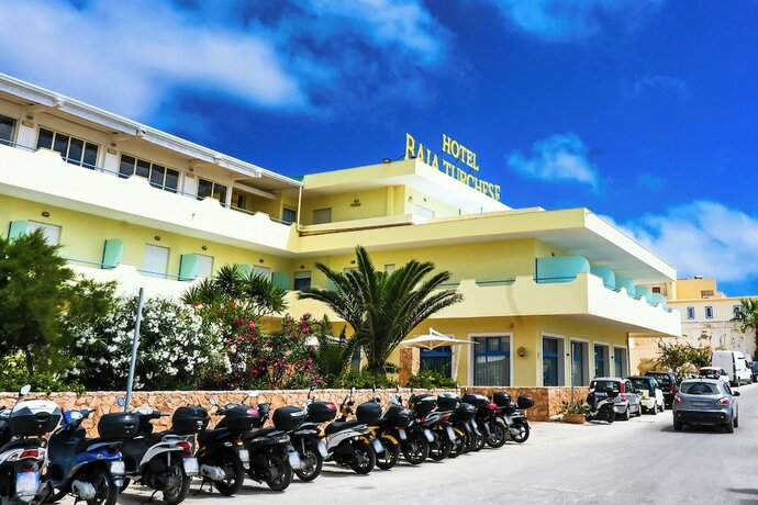 Imagen general del Hotel Baia Turchese. Foto 9