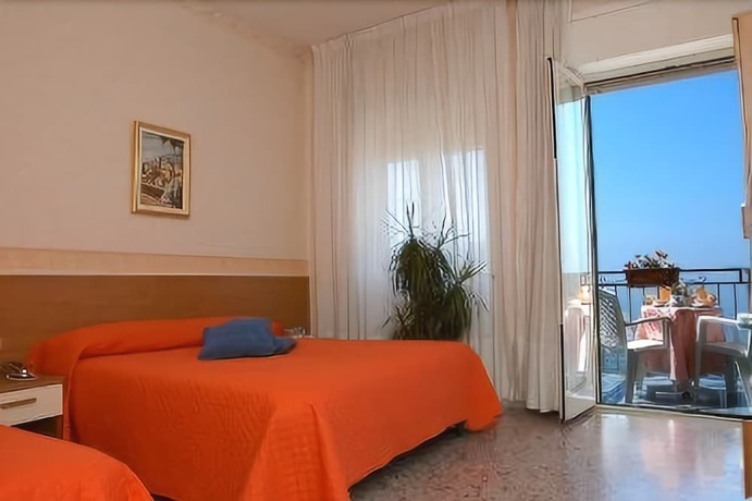 Imagen de la habitación del Hotel Baia Verde. Foto 14