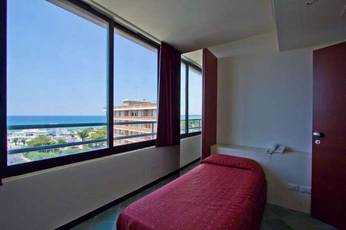 Imagen de la habitación del Hotel Baia Verde Gallipoli. Foto 4