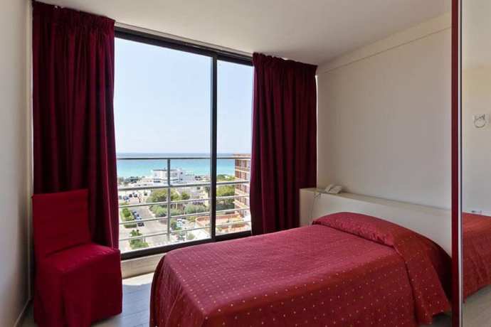Imagen de la habitación del Hotel Baia Verde Gallipoli. Foto 10