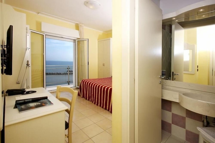 Imagen de la habitación del Hotel Baia, Viserbella. Foto 2