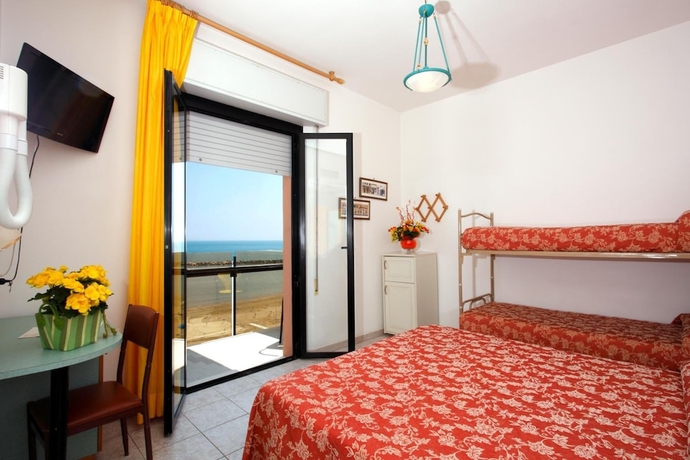 Imagen de la habitación del Hotel Baia, Viserbella. Foto 16