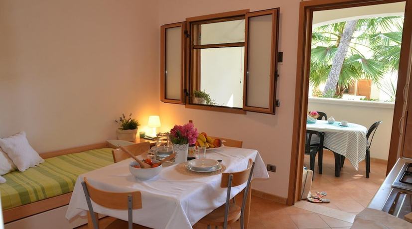 Imagen de la habitación del Hotel Baia dei Lombardi. Foto 9